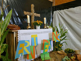 Ökumenischer Familiengottesdienst zum Erntedankfest (Foto: Karl-Franz Thiede)